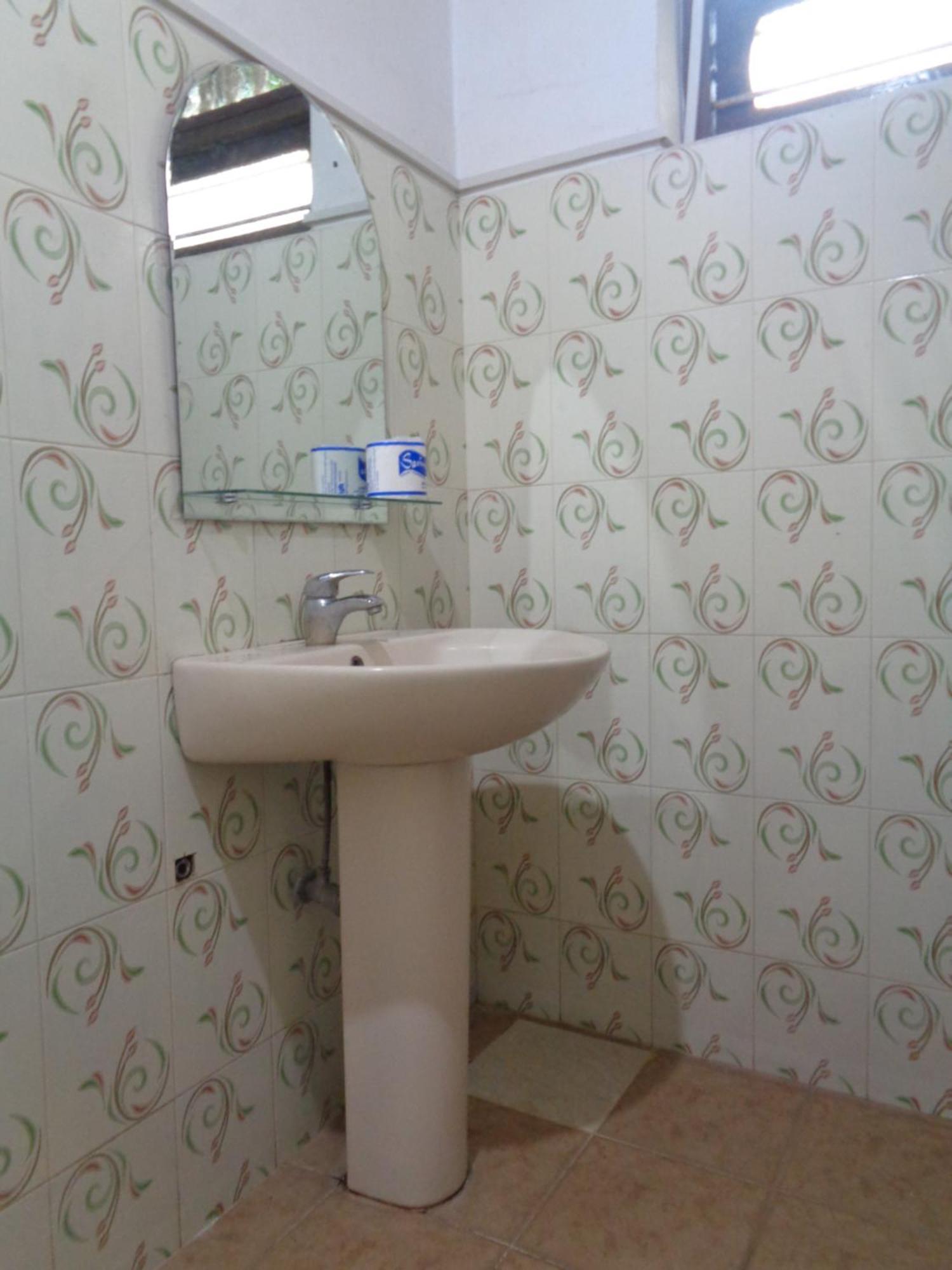 Saranga Holiday Inn Wellawaya Zewnętrze zdjęcie